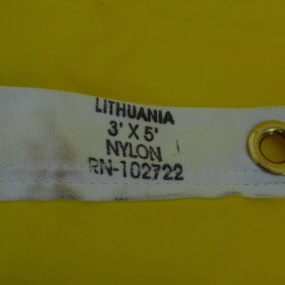 National Flag Lithuania 3'x5' Nylon Tricolor Yellow Green Red Box included FLAW - Picture 3 of 6